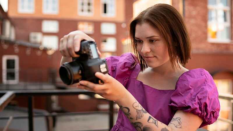 Adapting Vintage Lenses to Your Canon Mirrorless Camera