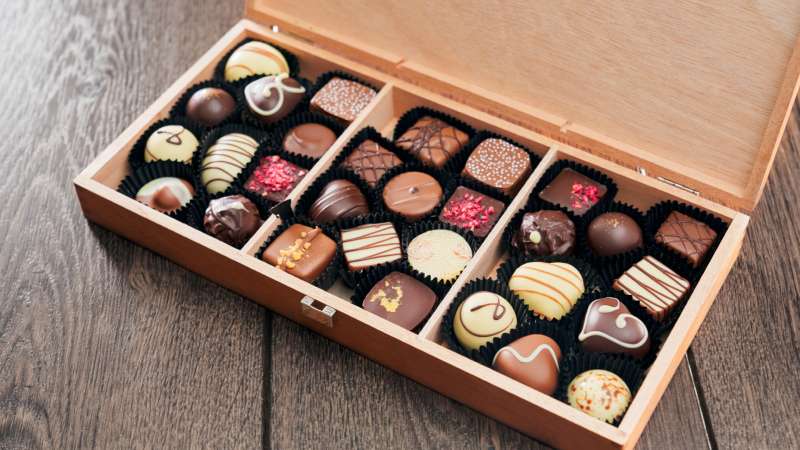 How Do You Create A Gift That Feels Both Luxurious And Heartfelt?
